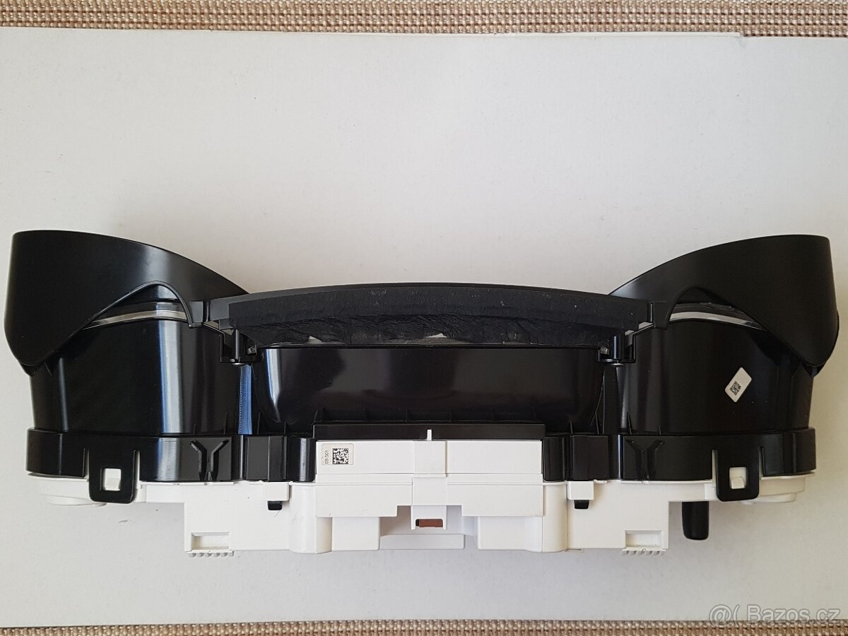 Panel přístrojů Peugeot 308 T9 - 4