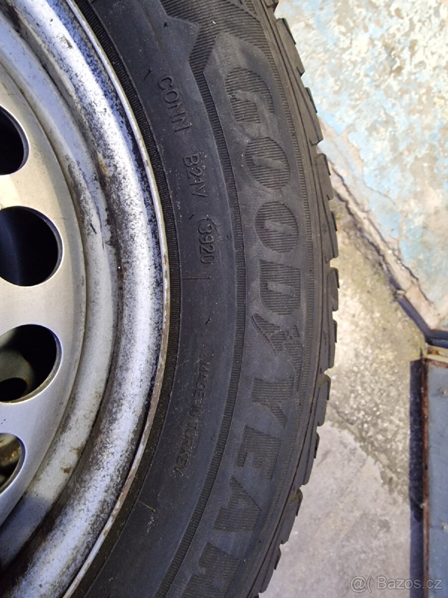 VW T5 T6 T6.1 zimní plechové disky plecháče pneu 205/65 R16C - 4