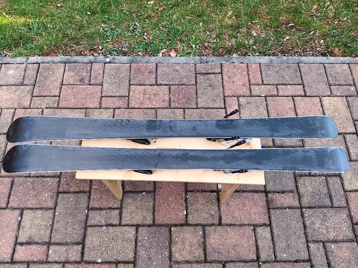 Dětské lyže Volkl 110 + hůlky - 4