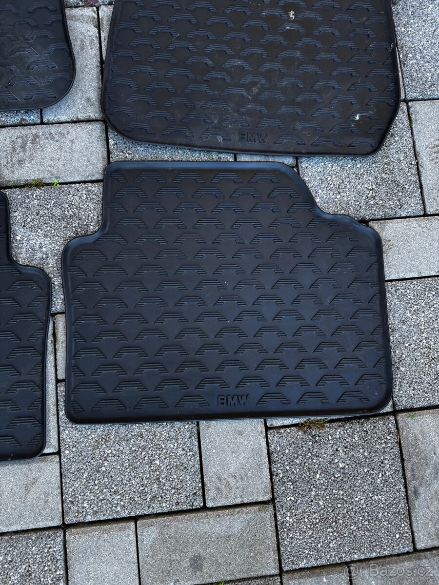 Bmw e90 gumove koberce - 4