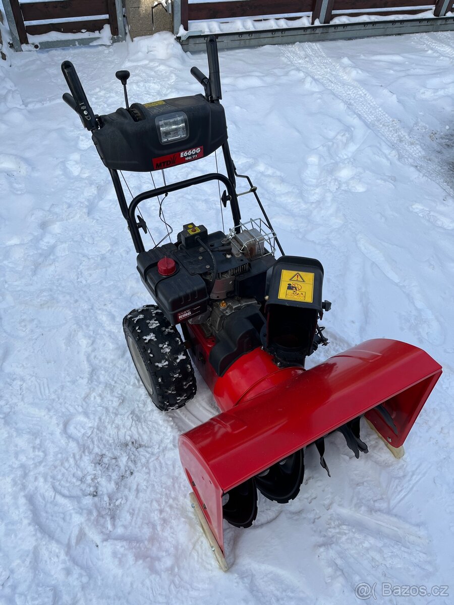 Sněhová fréza MTD E 660 G, 10,5 HP - 4