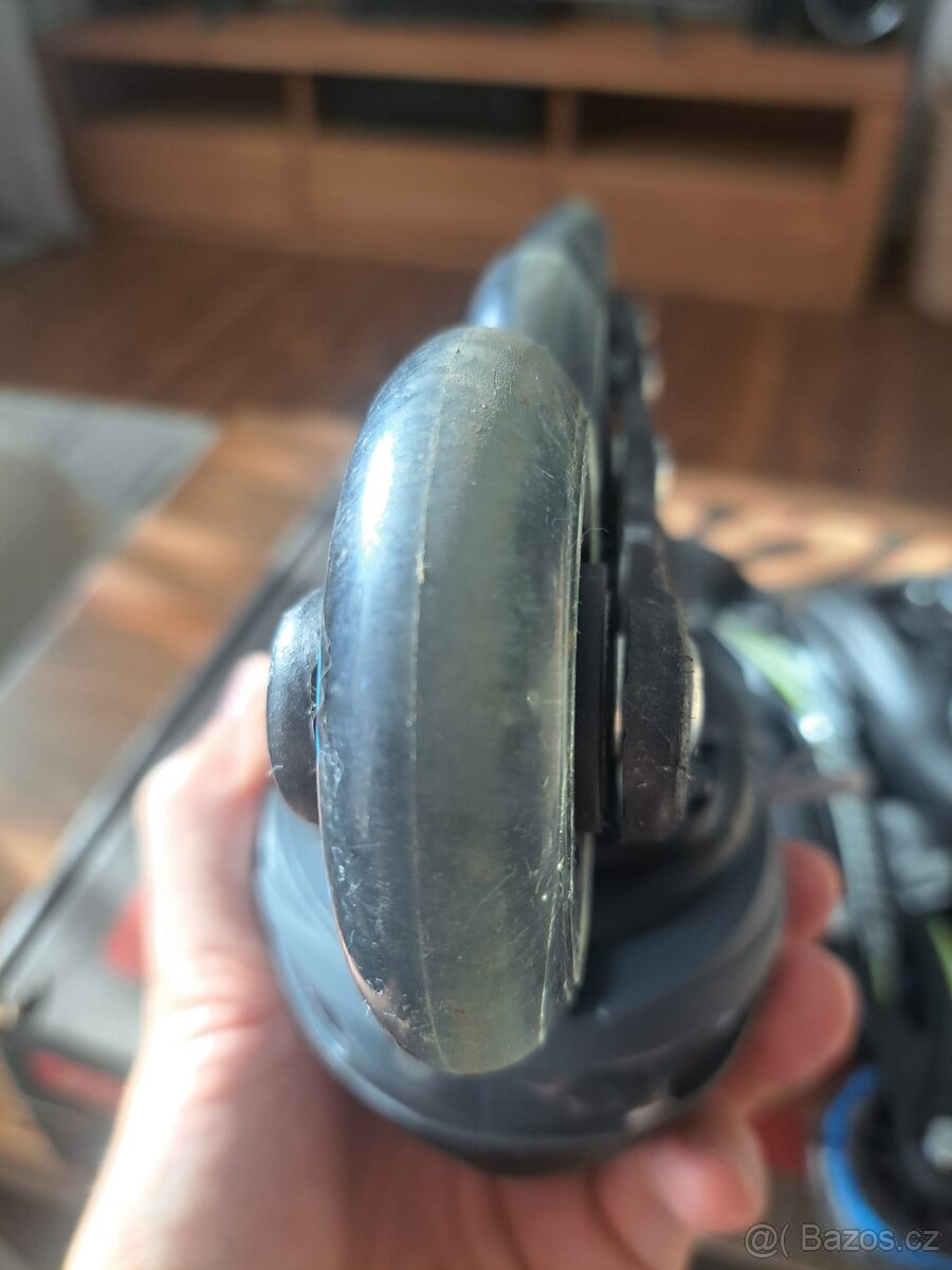 Kolečkové brusle Bladerunner Phaser vel 32-35EU - 4