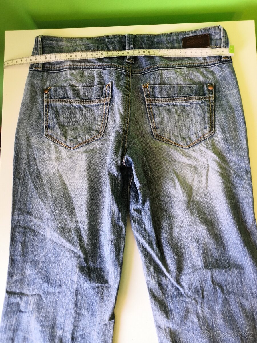 Dámské straight džíny se 4 kapsami - 4