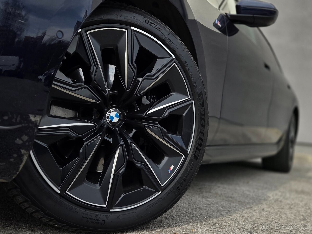 BMW 740d G70 X-Drive - 4