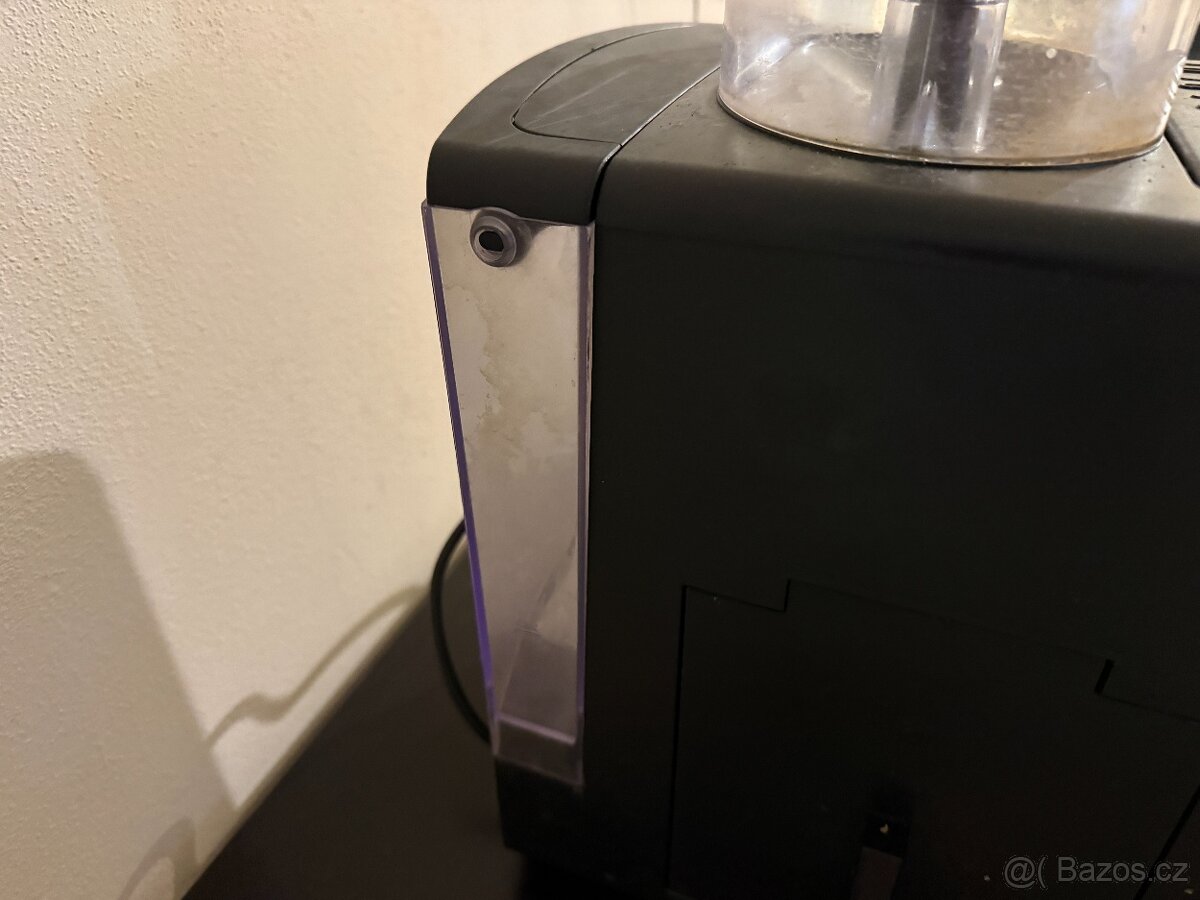 Kávovar KRUPS EA810870 - Červený - 4