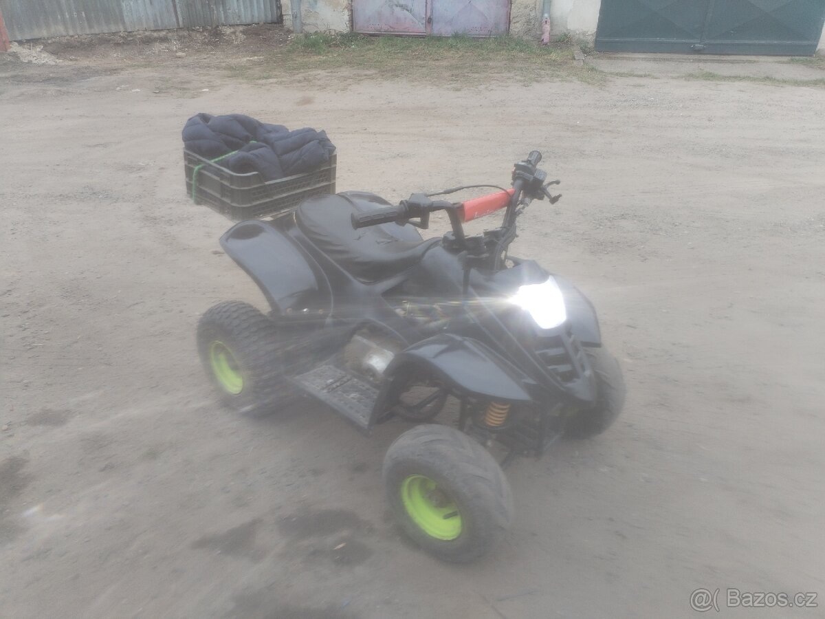 Prodám čtyřkolku 110cm - 4