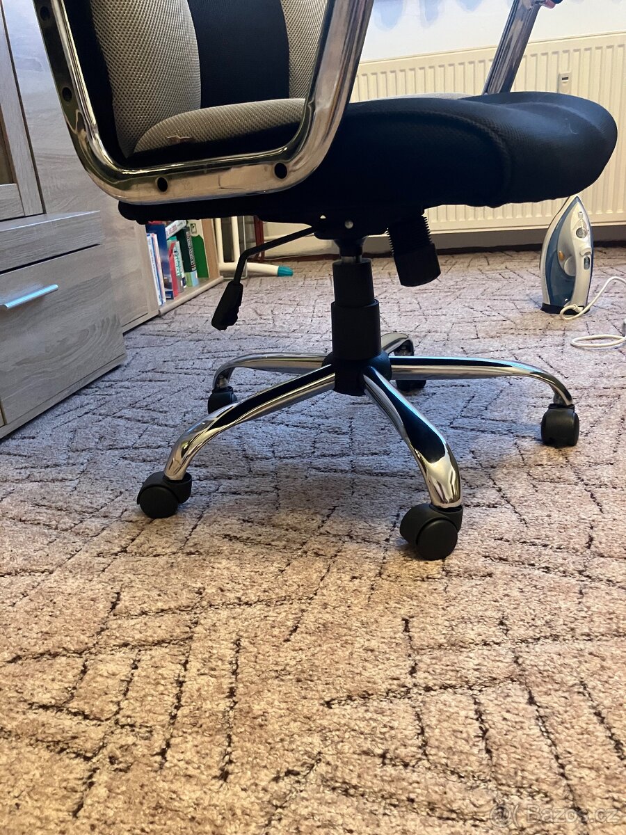 Kancelářská židle k PC - 4