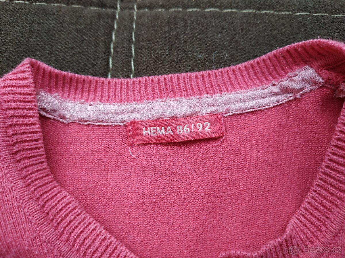 Dva dívčí svetříky vel 86 - 4