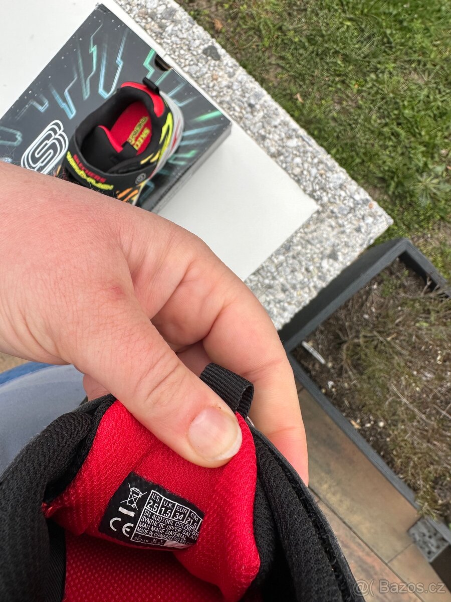 Nové Skechers, vel.34 - 4