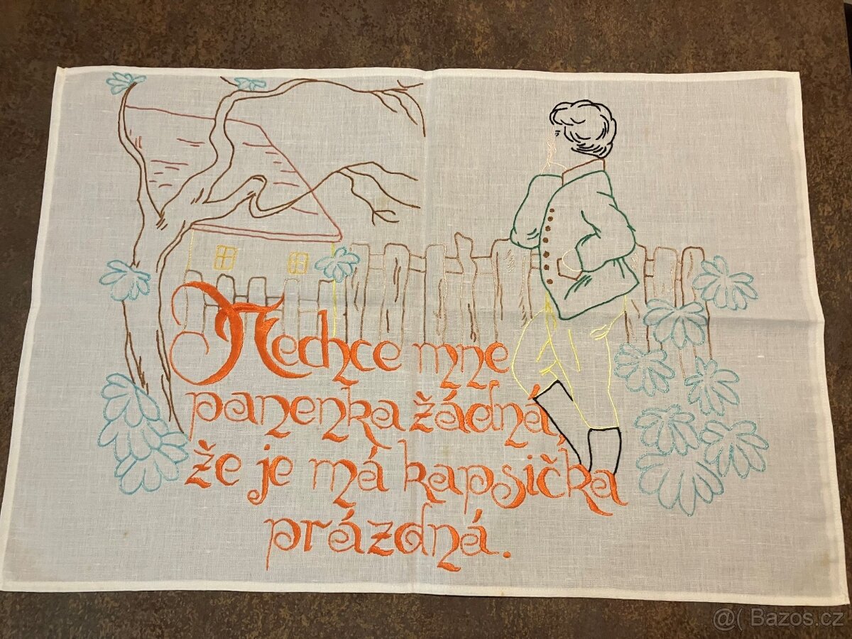 Pr. vyšívané kuchařky na zeď - 4