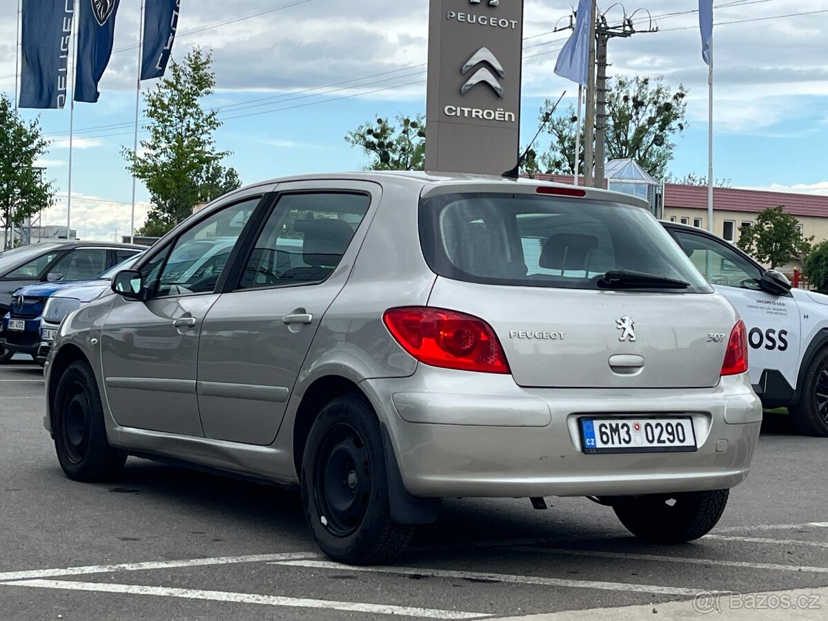 Peugeot 307 1,4 i 16v - 4