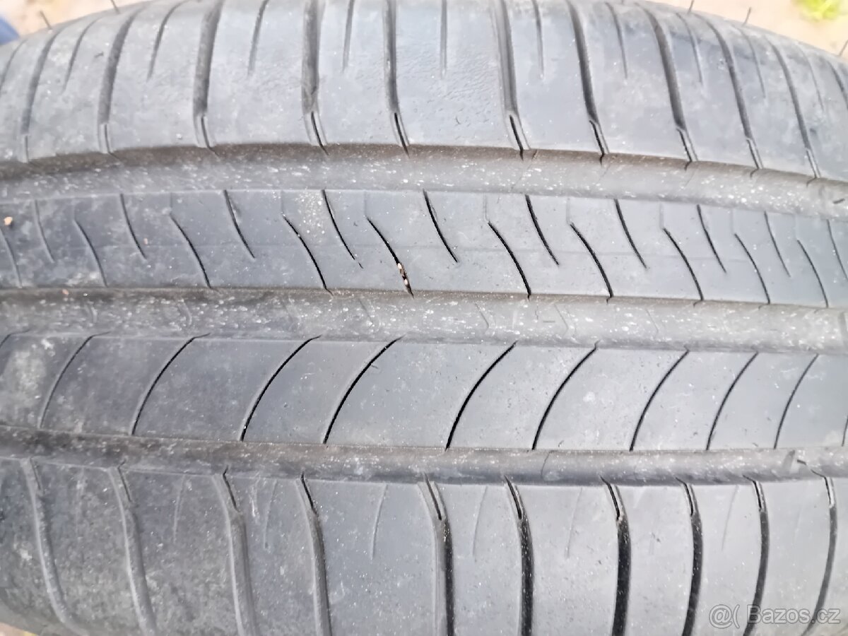 Prodám Sadu pneu 215/55/16/Michelin - 4