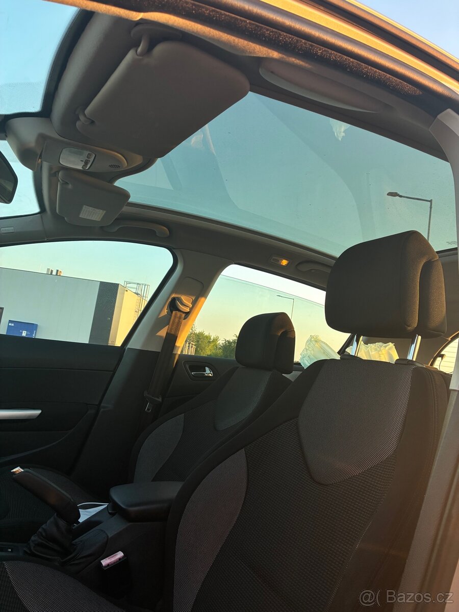 Peugeot 308 1.6 vti - 4