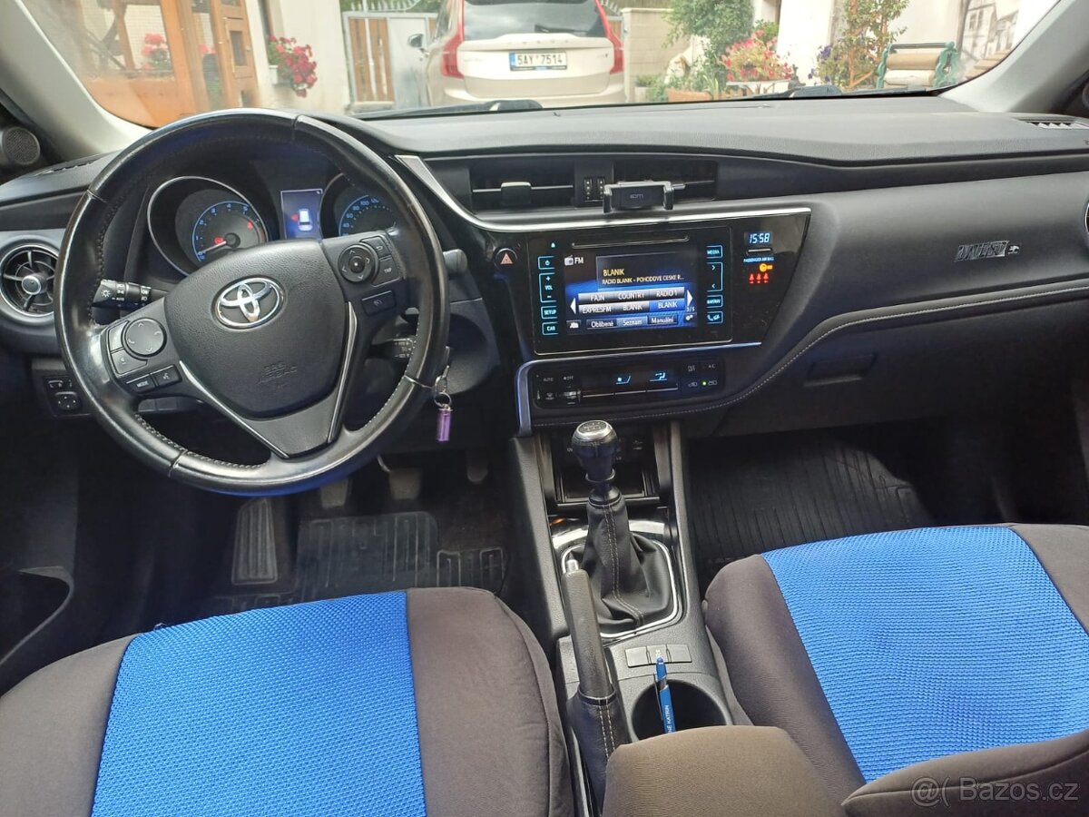Toyota Auris 1,6 benzin 97KW - 4