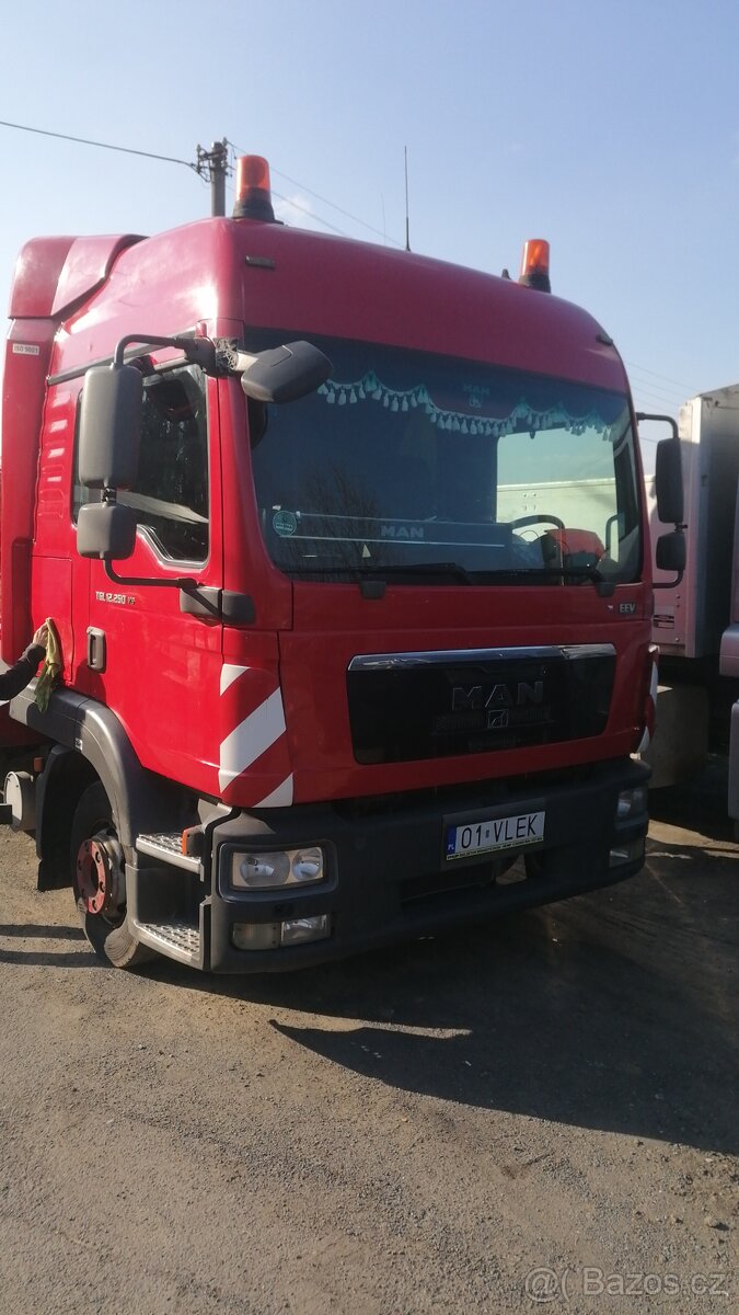 Odtahovy speciál man Tgl 250 12t - 4