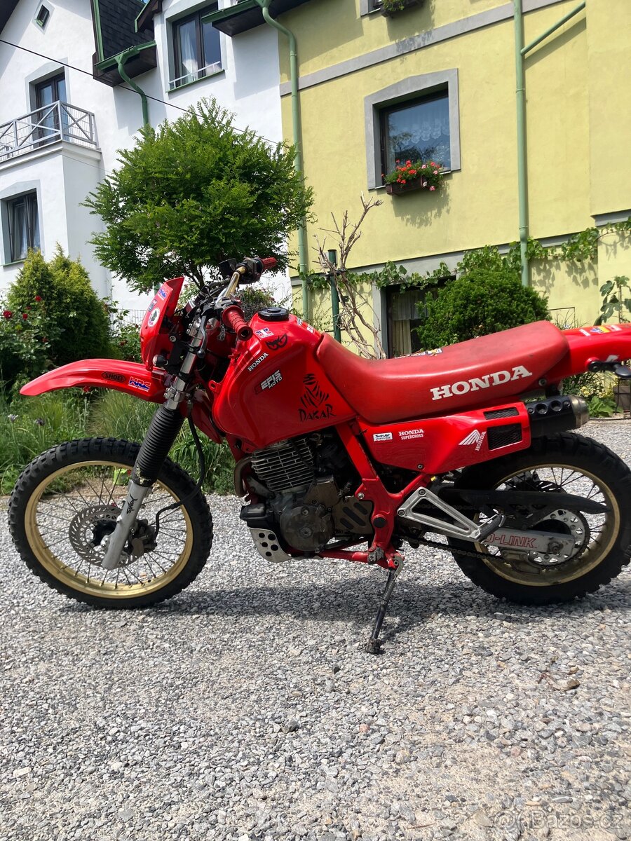 Honda nx650 dominator