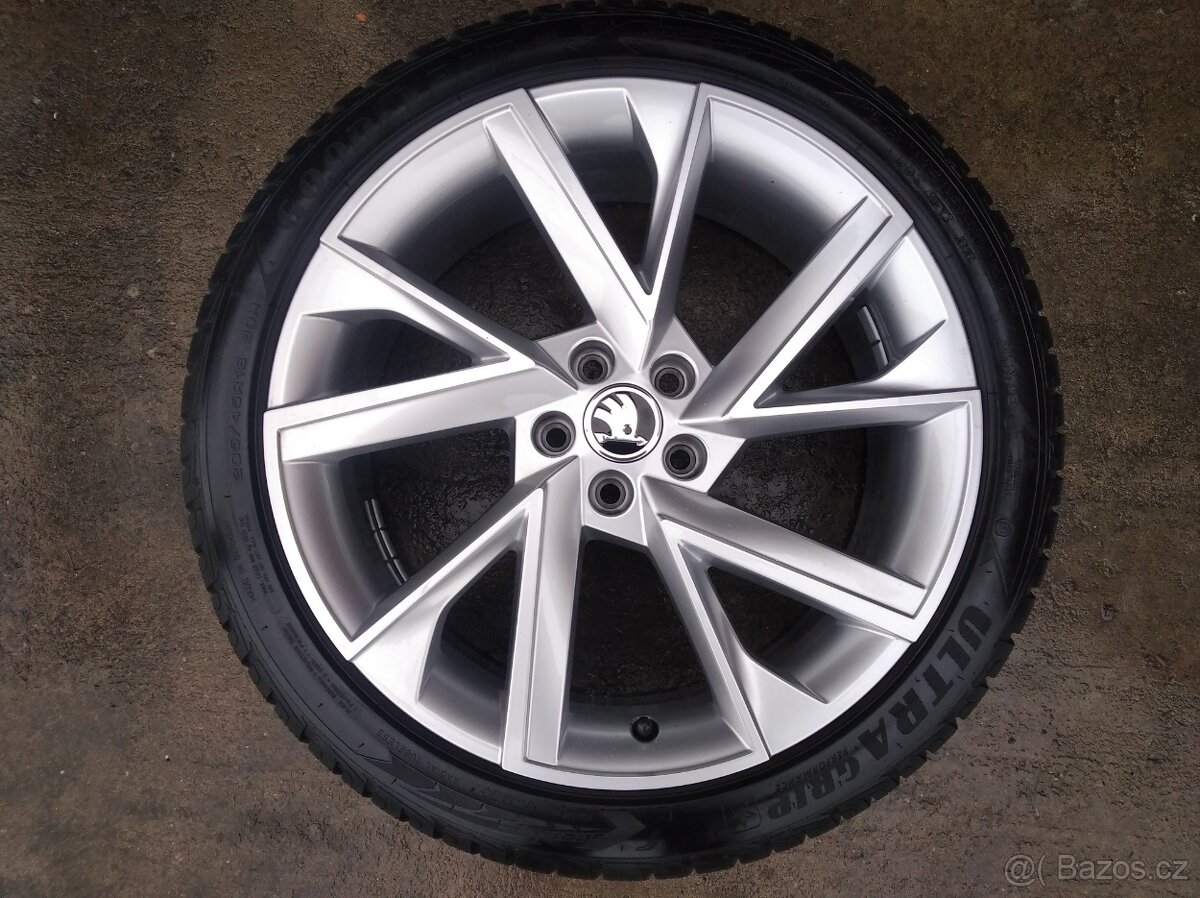 Prodám orig. alu zimní sadu 18" Škoda Scala - 4