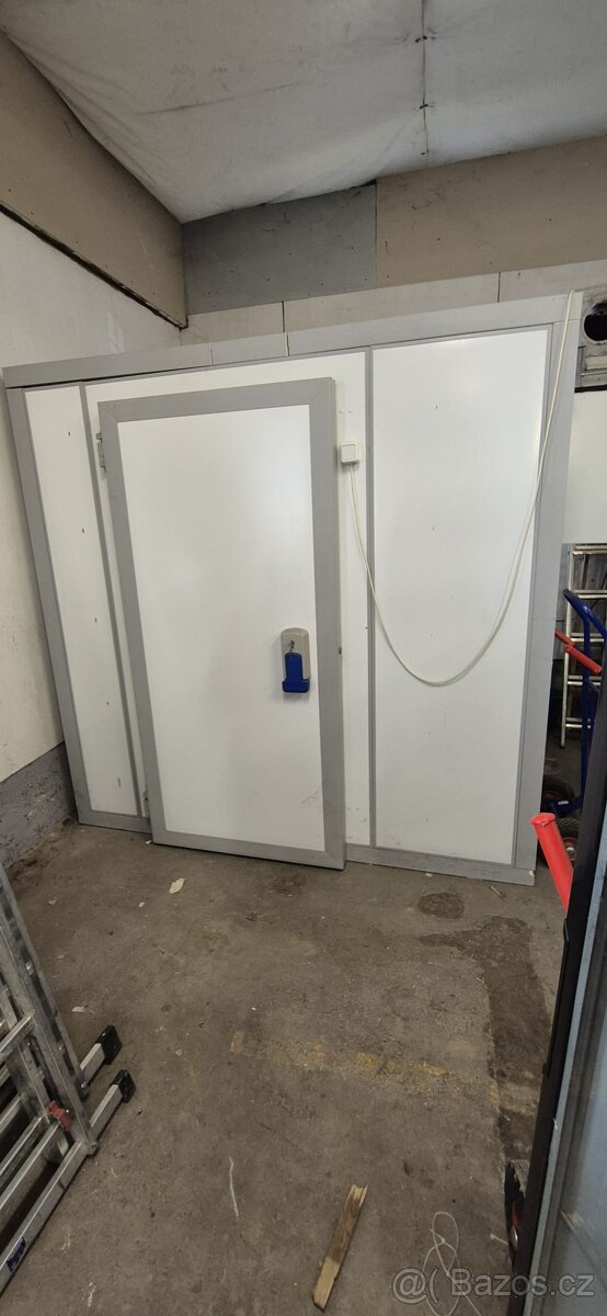 Chladící box s jednotkou MM 115 SF - 4
