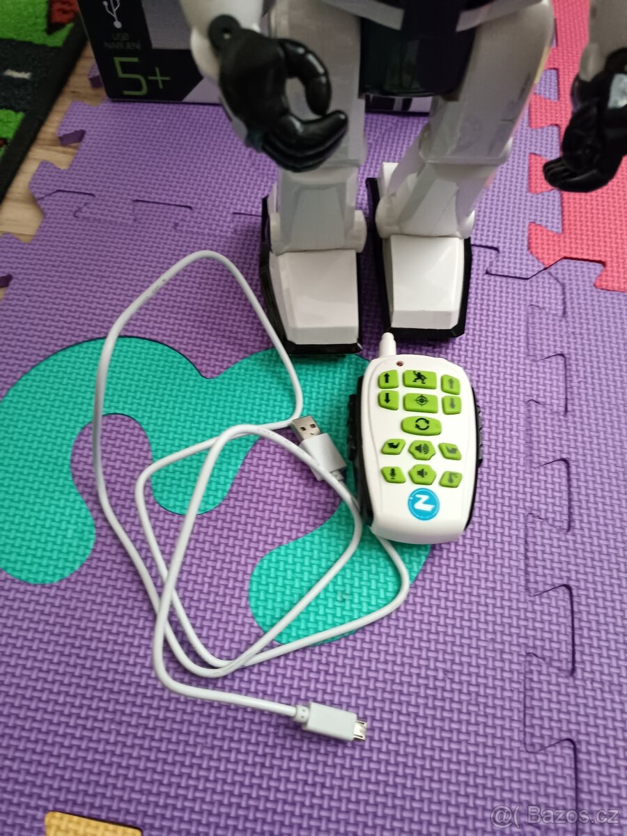 Interaktivní robot Made Zigy - 4