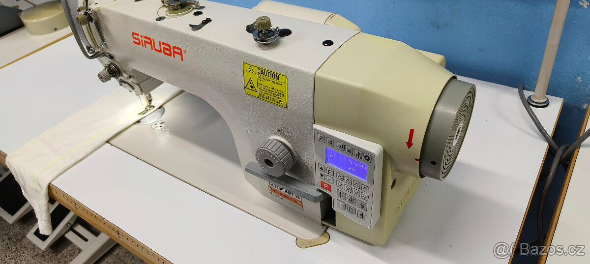 Průmyslový automatický šicí stroj Siruba DL-7200 BM1-16 - 4