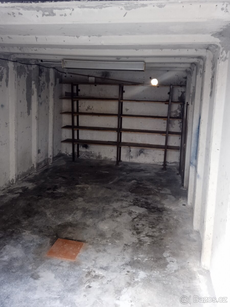 Pronájem garáže - 4