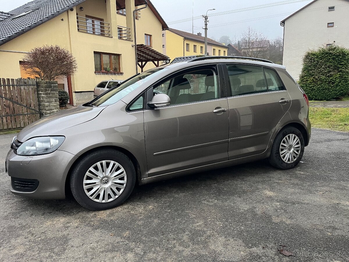 Vw Golf Plus 1.6tdi 77kw 2009 naj 220tis - 4