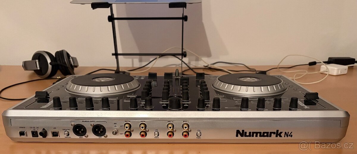 Numark N4 - 4