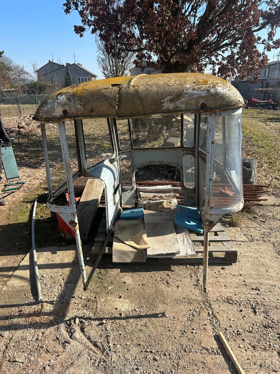 Rám, kabina, kapota Zetor 4011 - 4