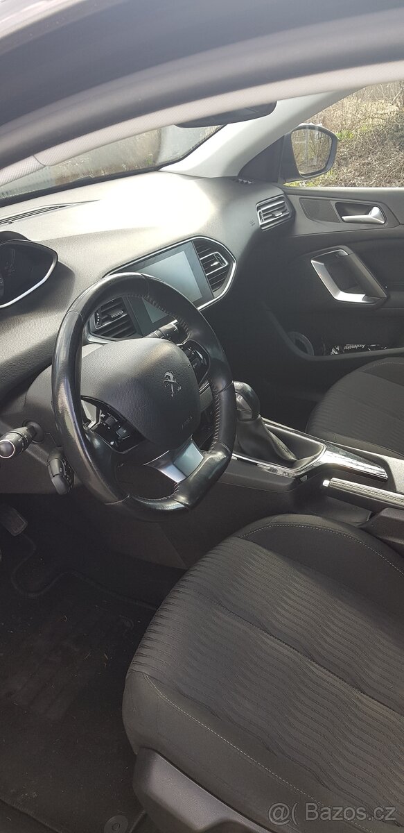 Peugeot 308 1.6 BlueHDi – Hatchback - 4