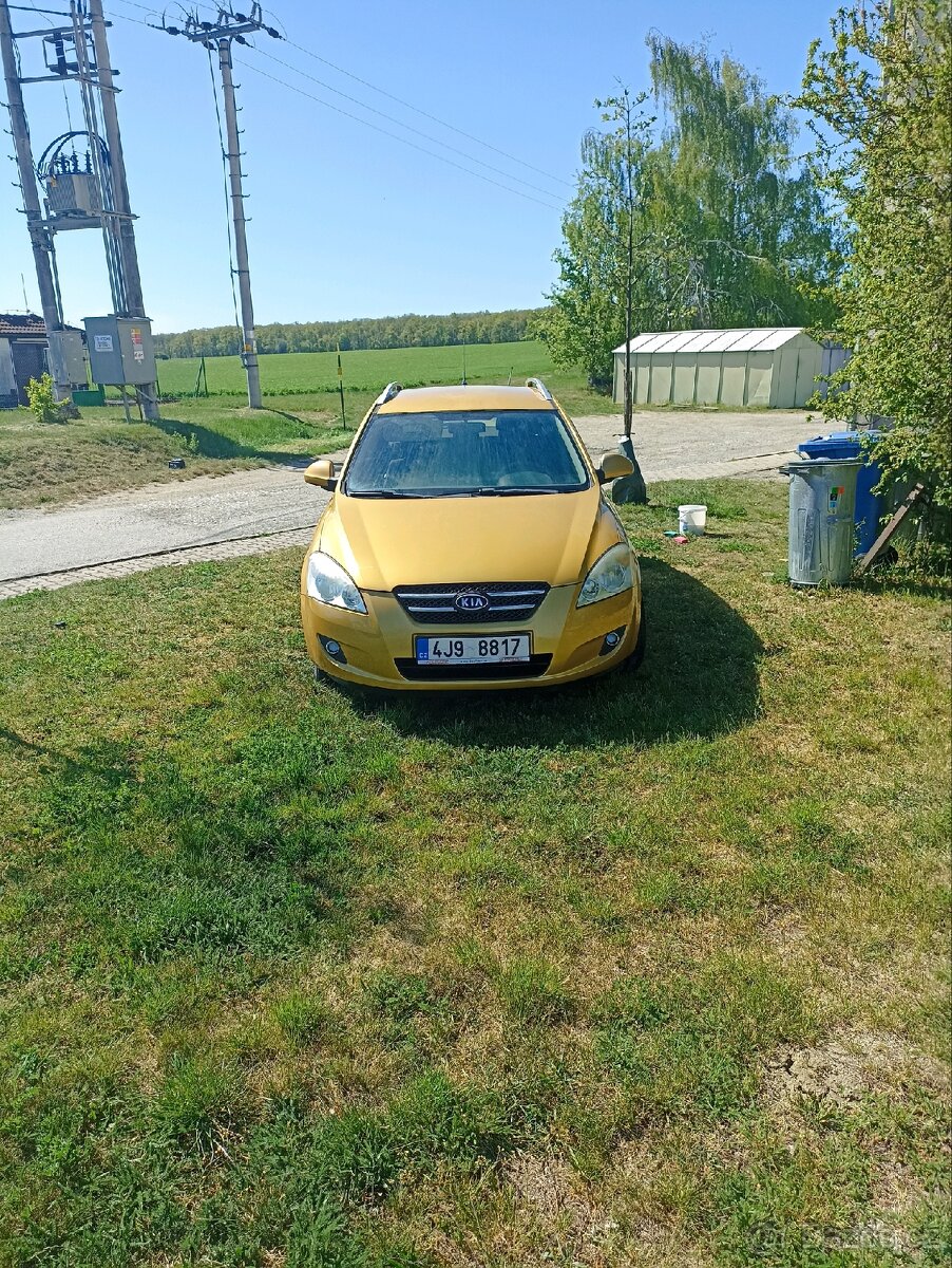 Kia Ceed SW 1.6 CRDi - 4