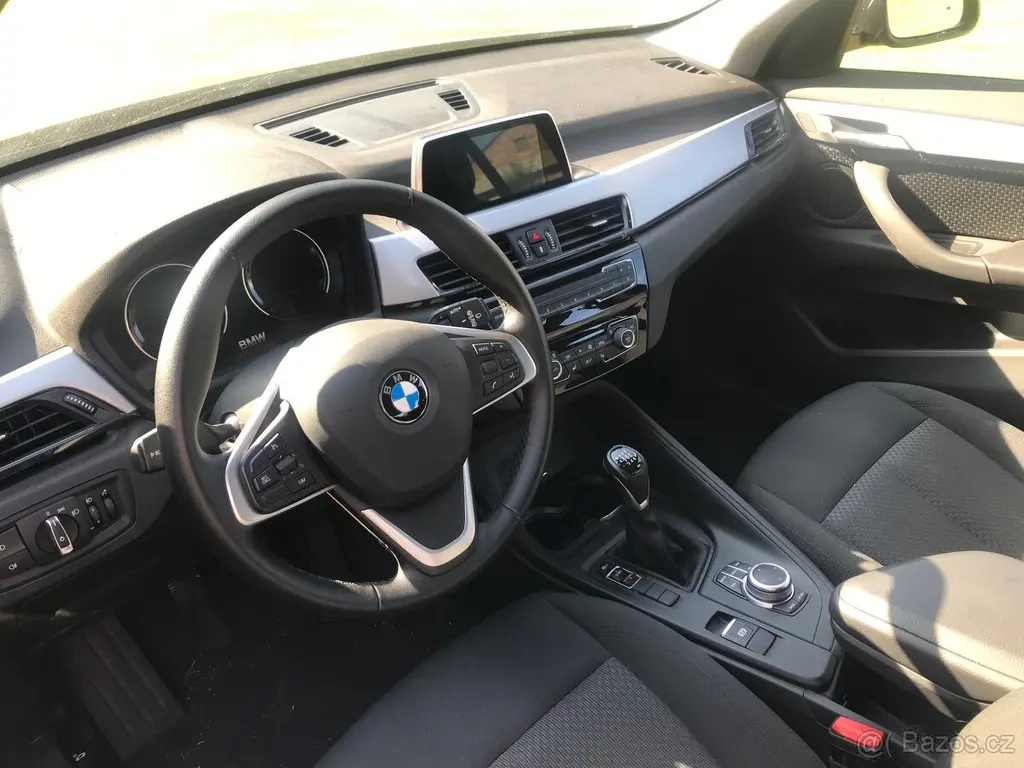 BMW X1 1.8i s-drive - 4