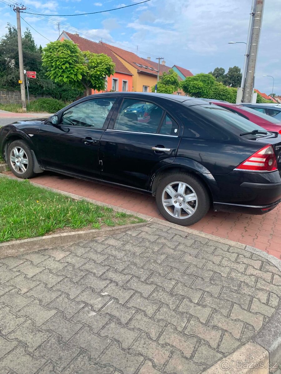 Ford Mondeo - 4