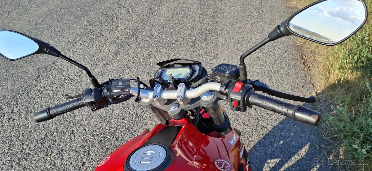 Benelli BN 125 - 4