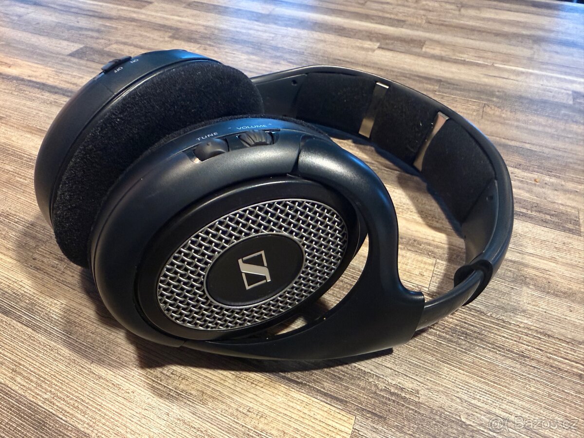 Sluchátka Sennheiser RS130 - 4