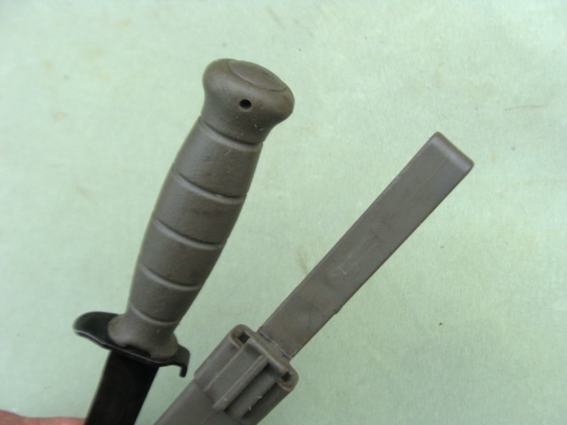 Útočný nůž GLOCK - 4