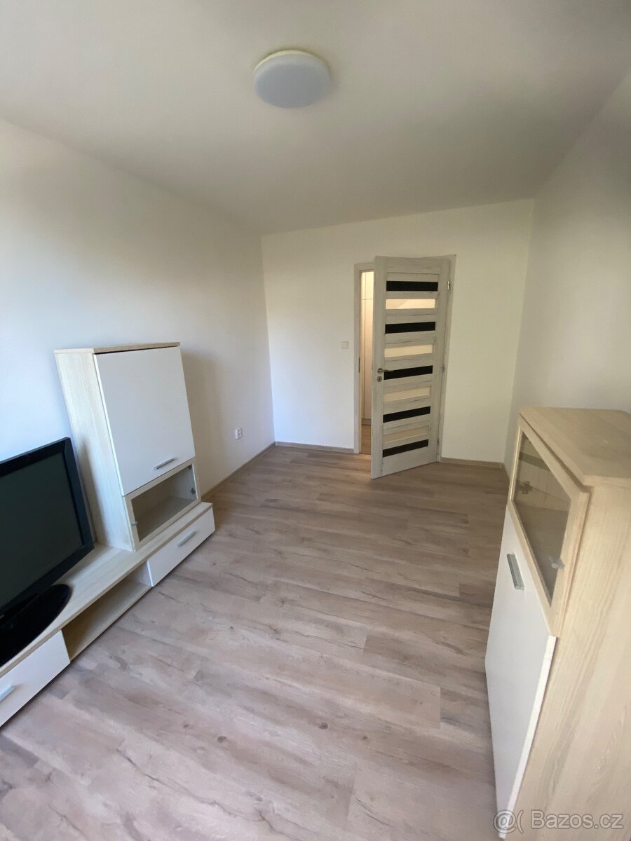 Prodám byt 3+1 81m2 Polabiny IV - 4