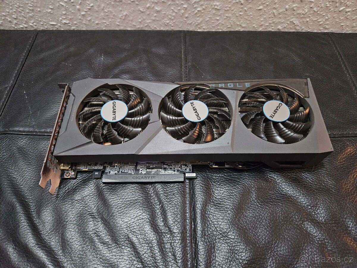 GIGABYTE GeForce RTX 3070 EAGLE 8G - 4