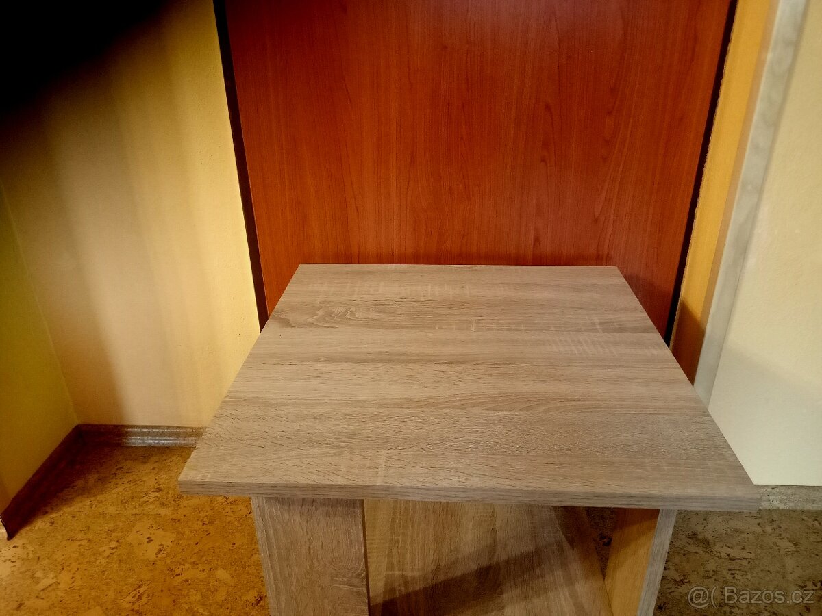 Konferenční stolek - 4