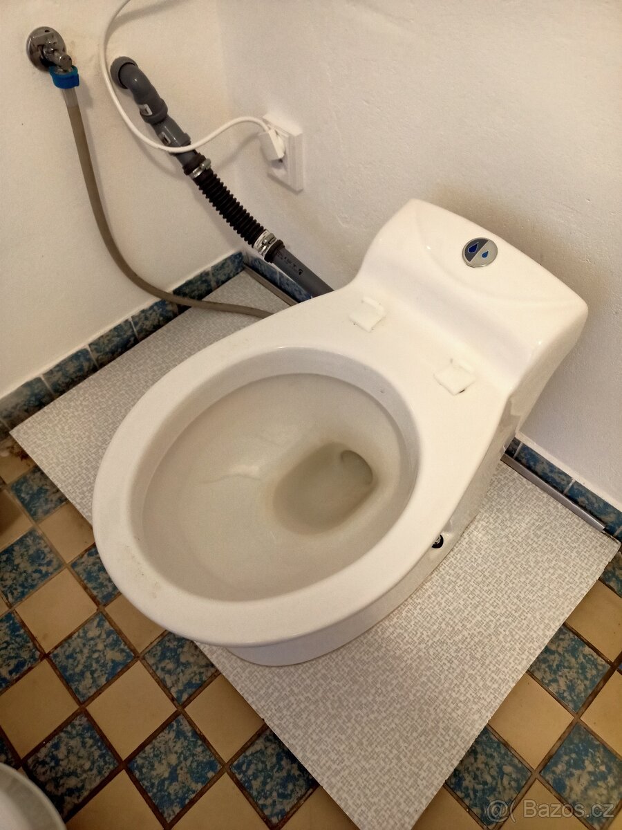 Přečerpávací WC - SANISAN 5 KOMPAKT WC - 4