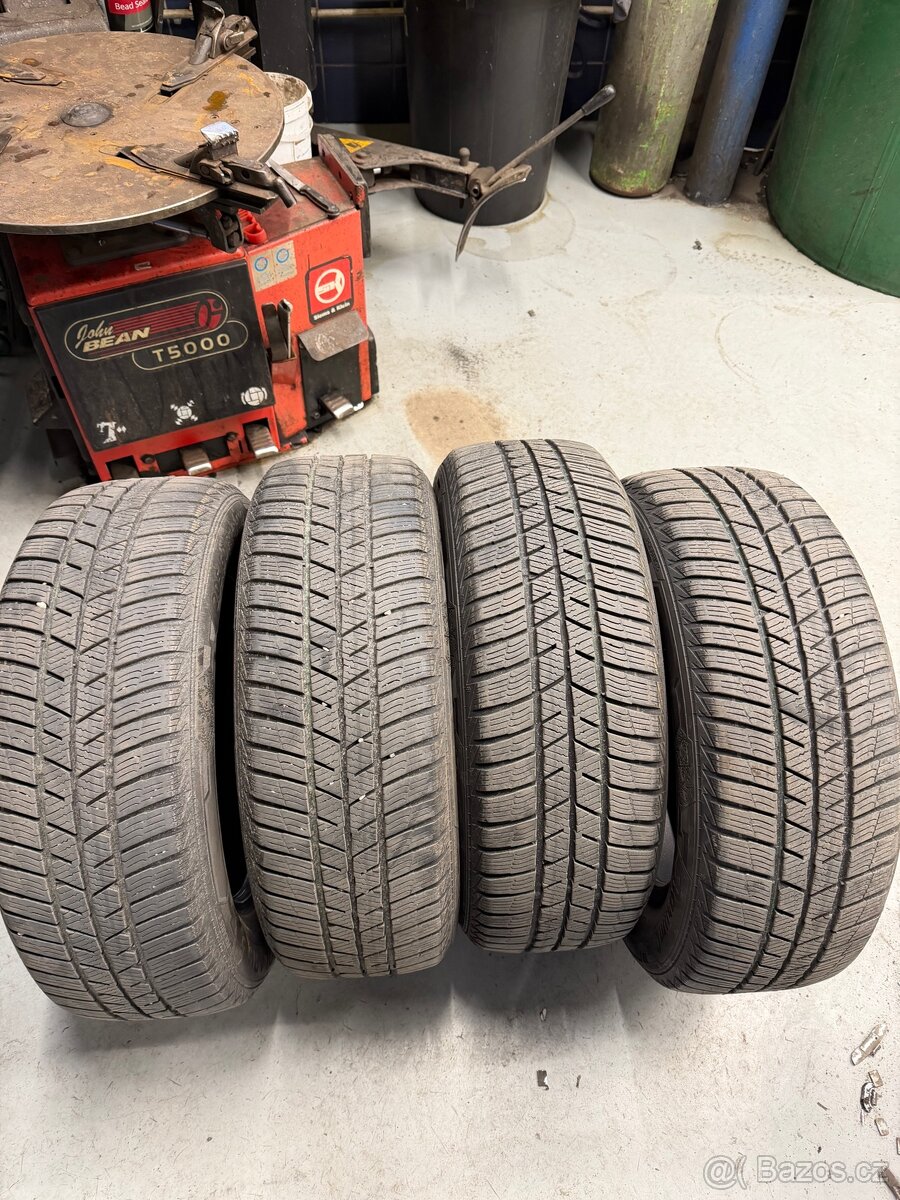 Zimní pneu 205/60/16 - 4