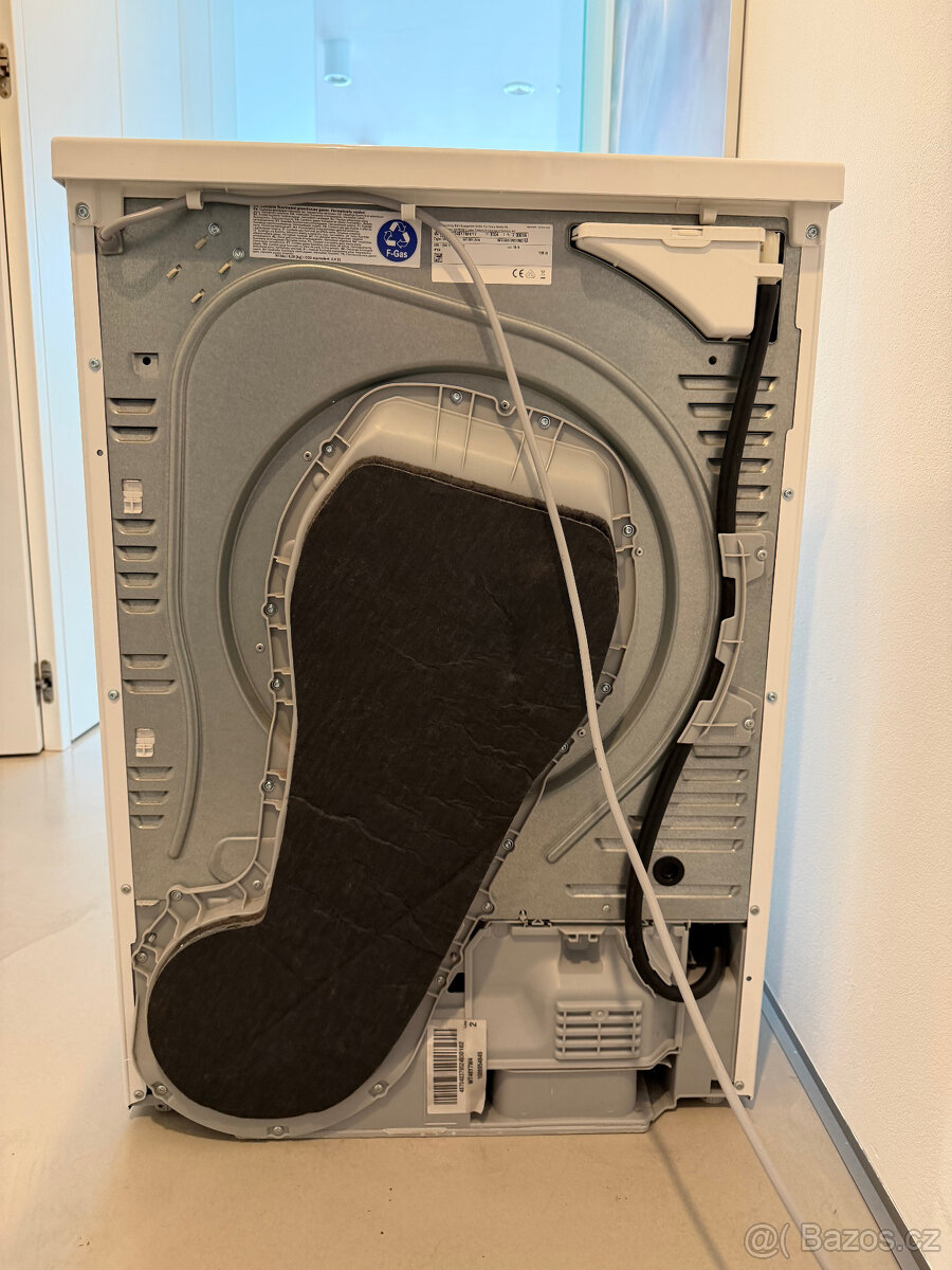 Sušička Siemens iQ800 iSensoric WT48Y7W4 - 4