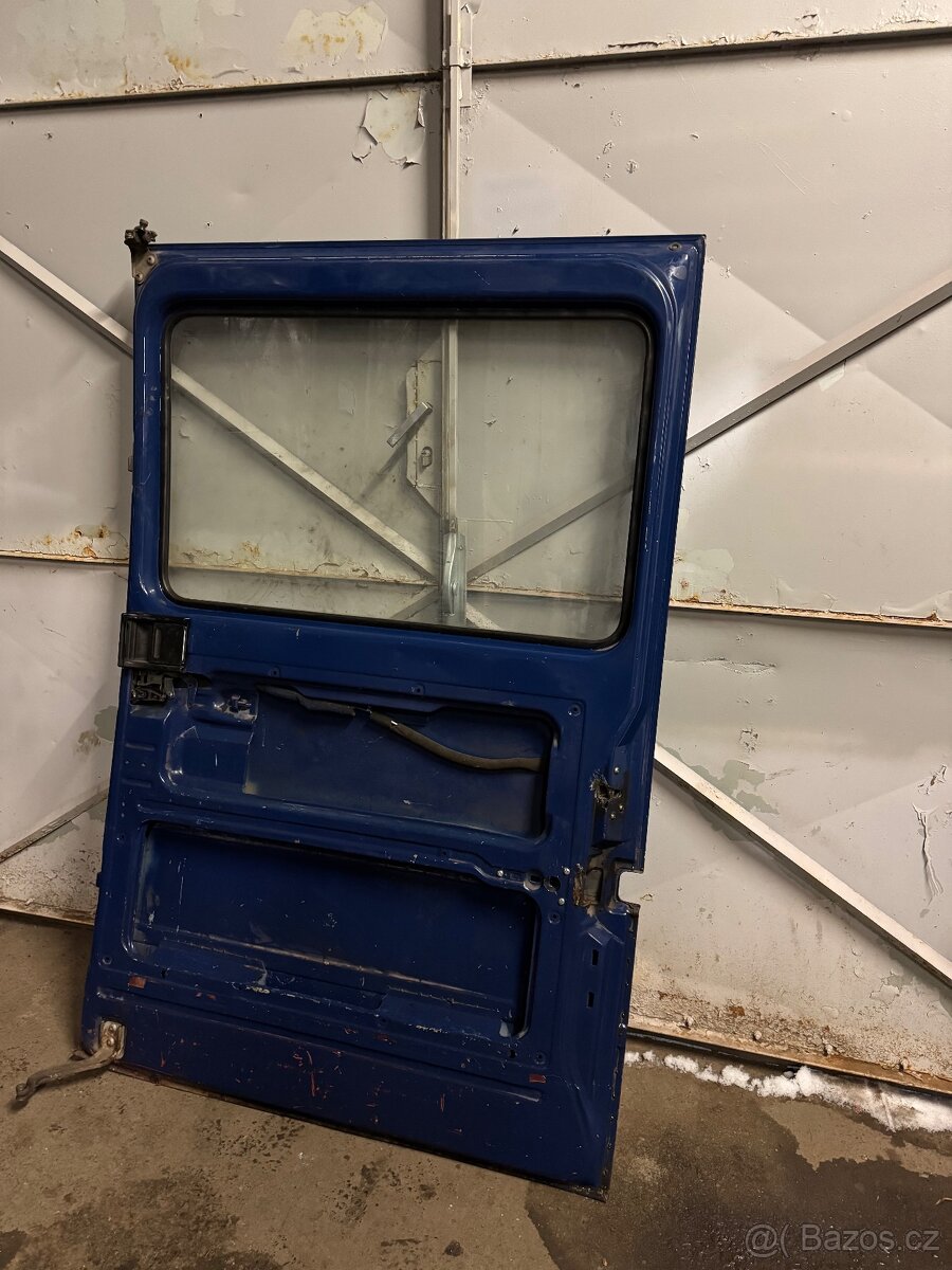 Posuvné dveře vw Lt - 4