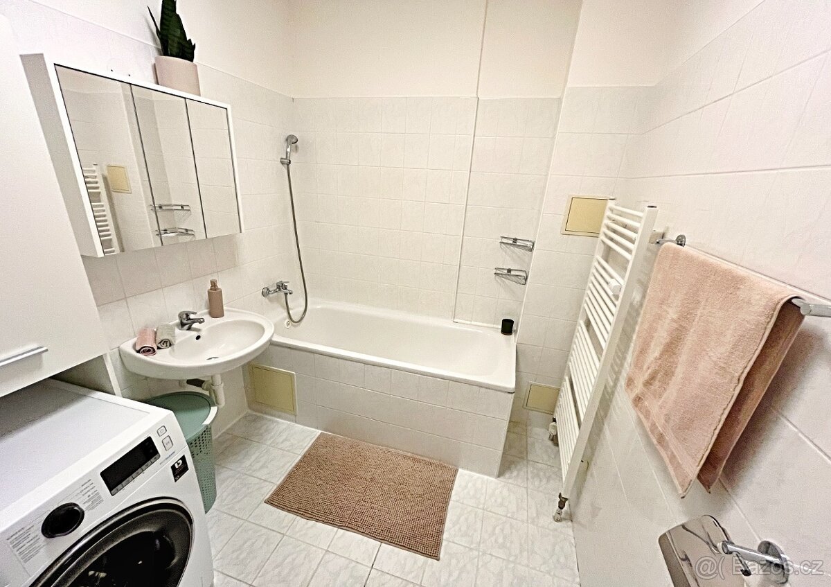 Prodej bytu 2+kk HK Malšovice - 4