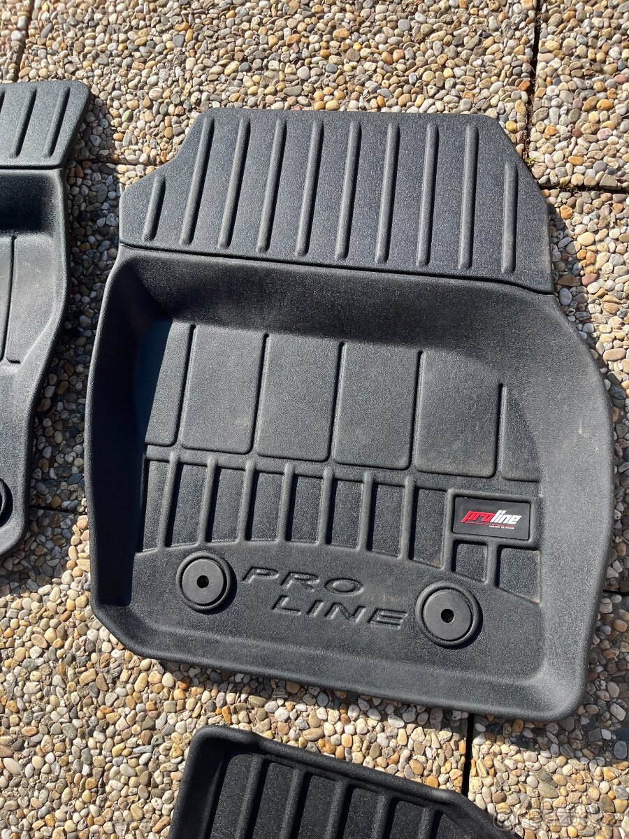 Gumové autokoberce Ford Focus 3 - 4