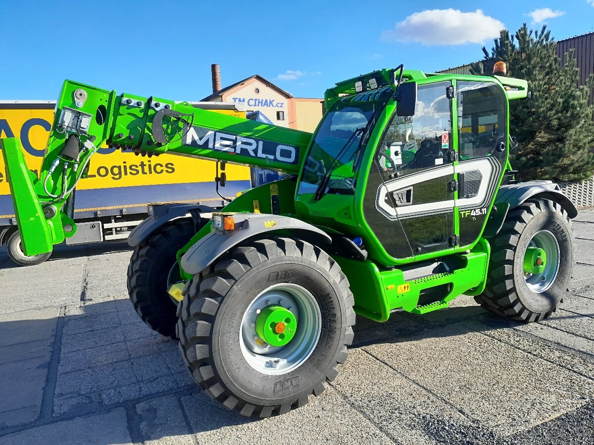 teleskopický manipulátor MERLO TF45.11T-170HF - 4