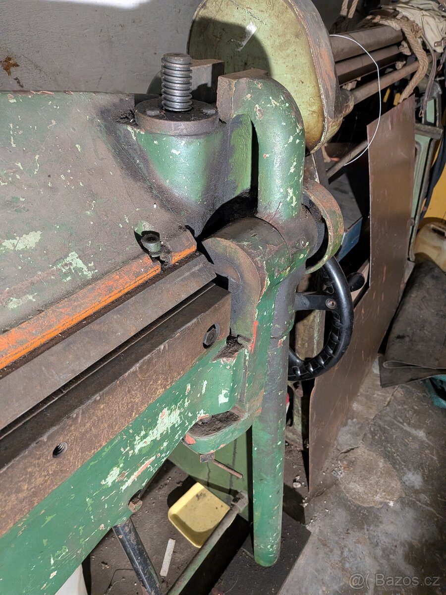 Ruční ohýbačka plechů XO 1000/3 + náhradní lišty - 4