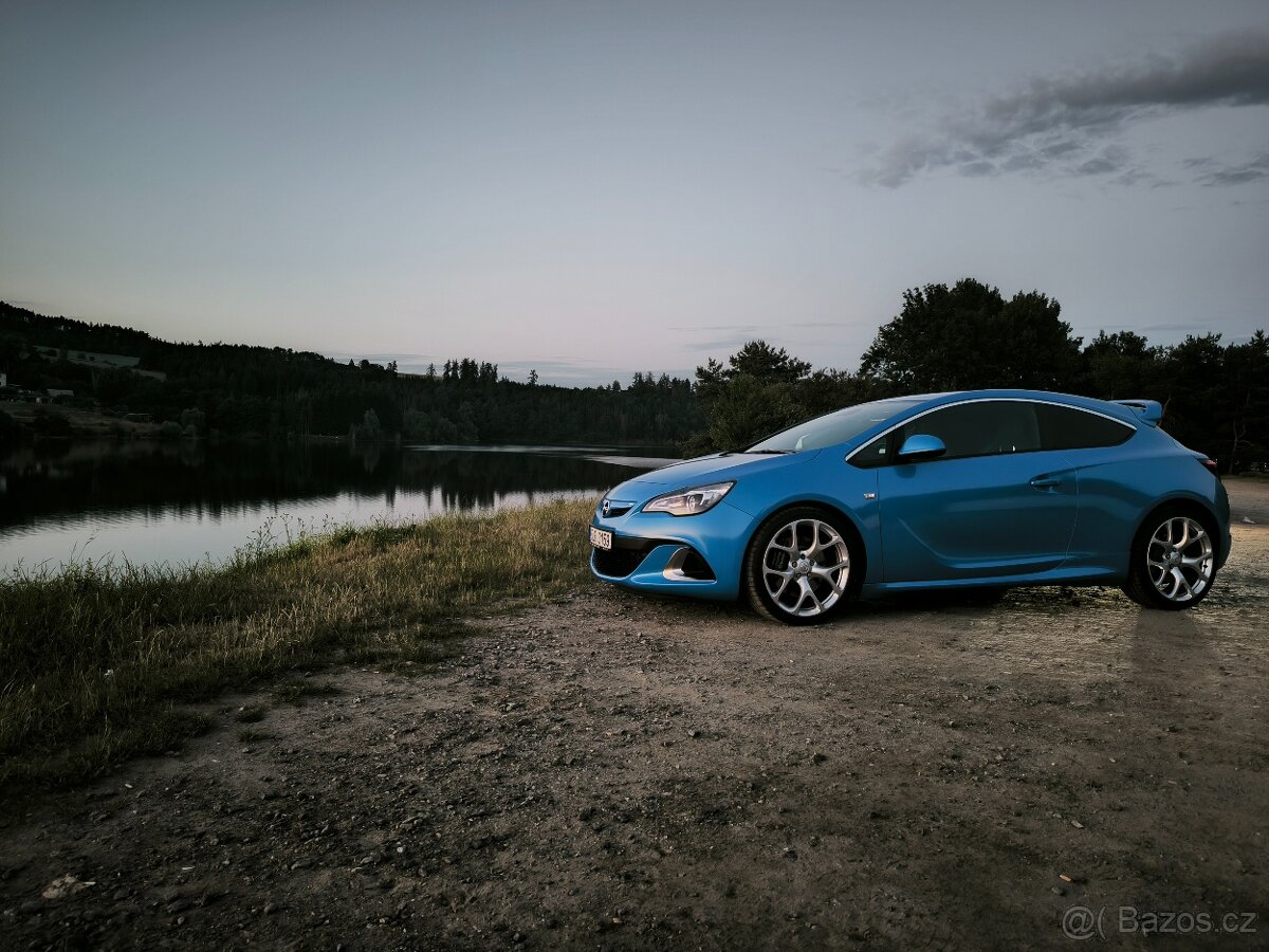 Opel Astra OPC - 4