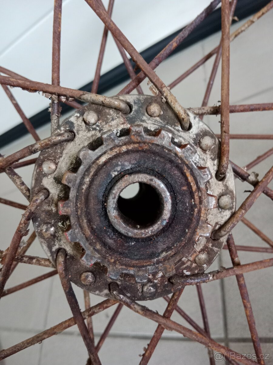 Prodám na Jawa Perák - Originál Chromované Kolo .. - 4