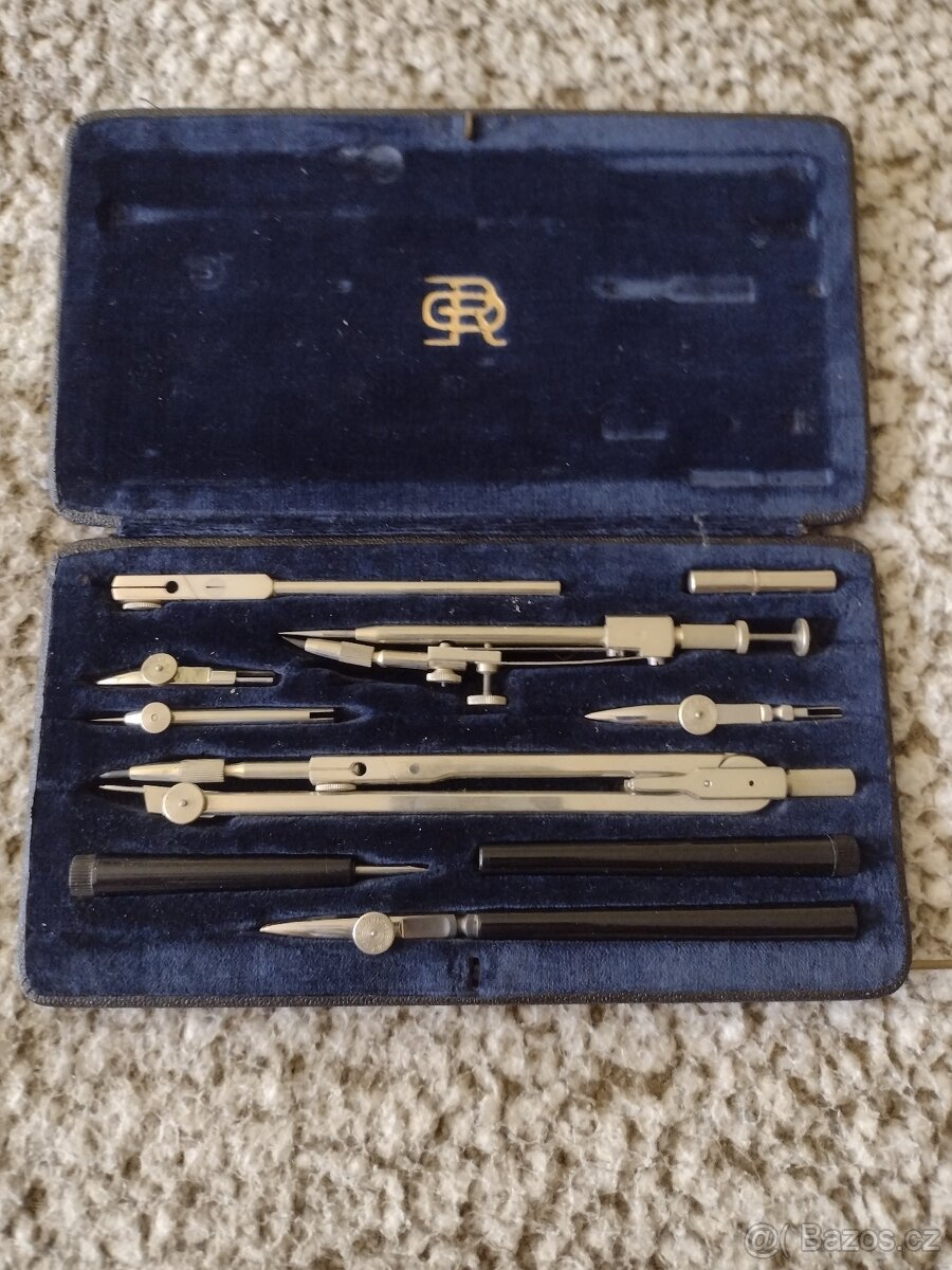 RÝSOVACÍ SOUPRAVA - 4