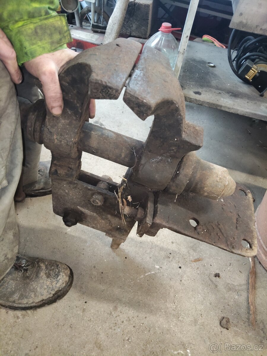 Kovářský svěrák - 4